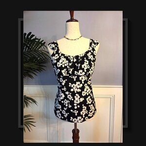 White House Black Market Floral Top